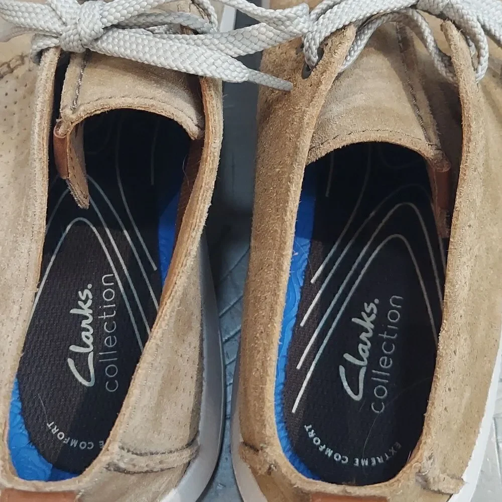 Clarks Driftway Seam Dark Sand Suede Chukka Boot Sz 10.5M